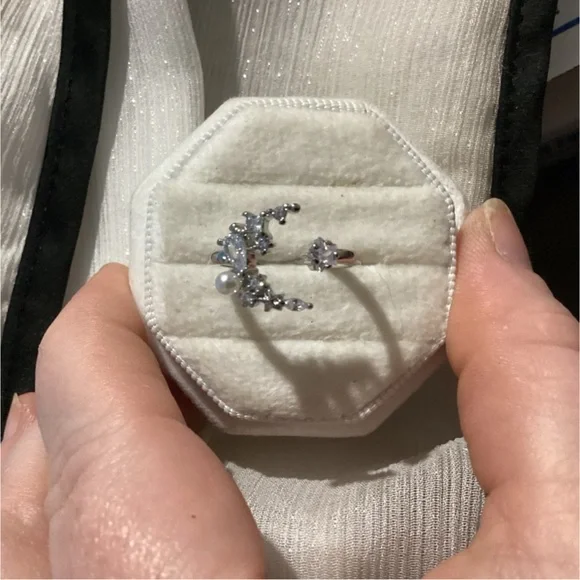 -Luxurious Open design  celestial themed Cz Diamond & Pearl moon Ring - Picture 13 of 15